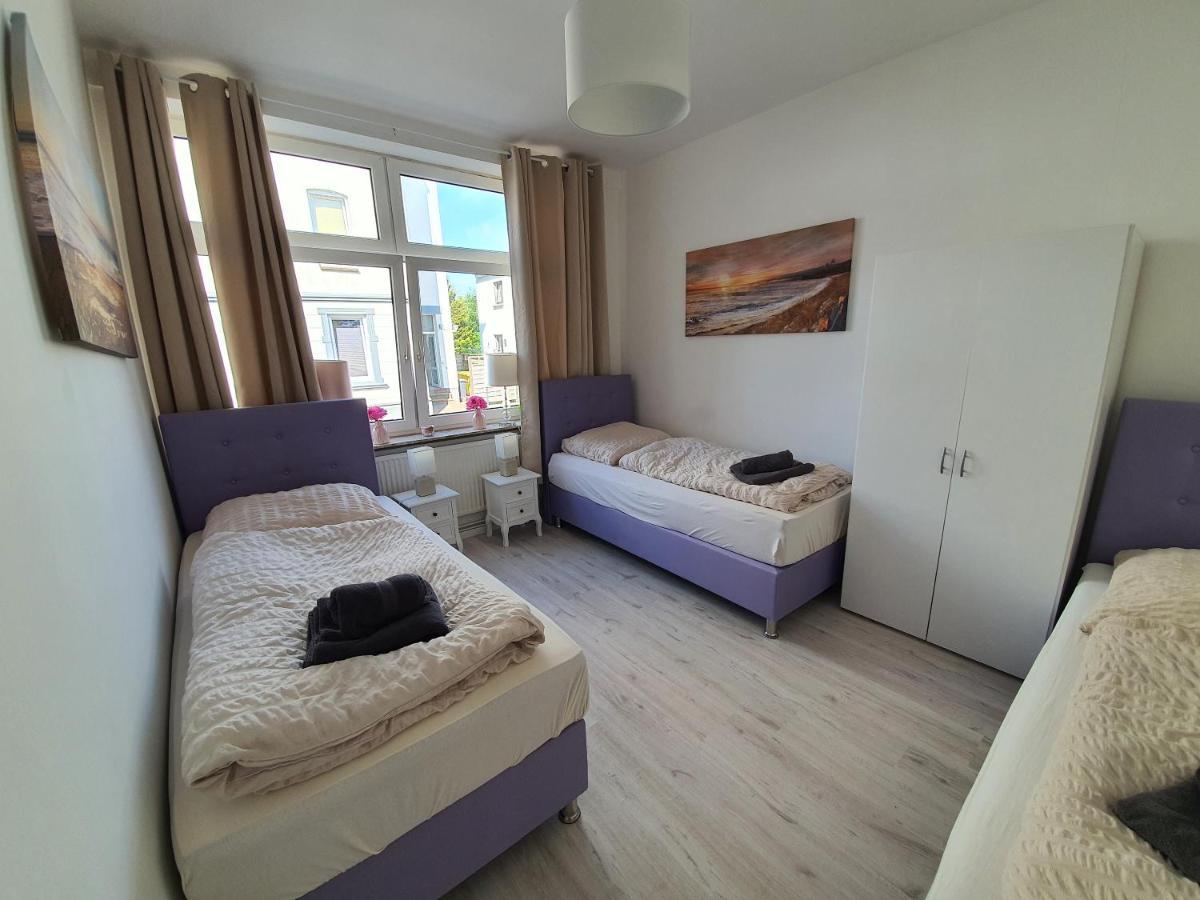 Husum Zentrum Bis 5 Personen Екстериор снимка