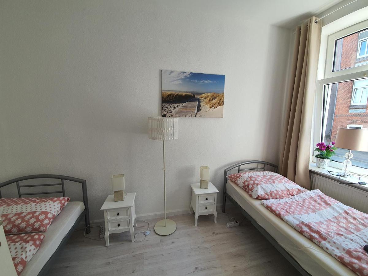 Husum Zentrum Bis 5 Personen Екстериор снимка